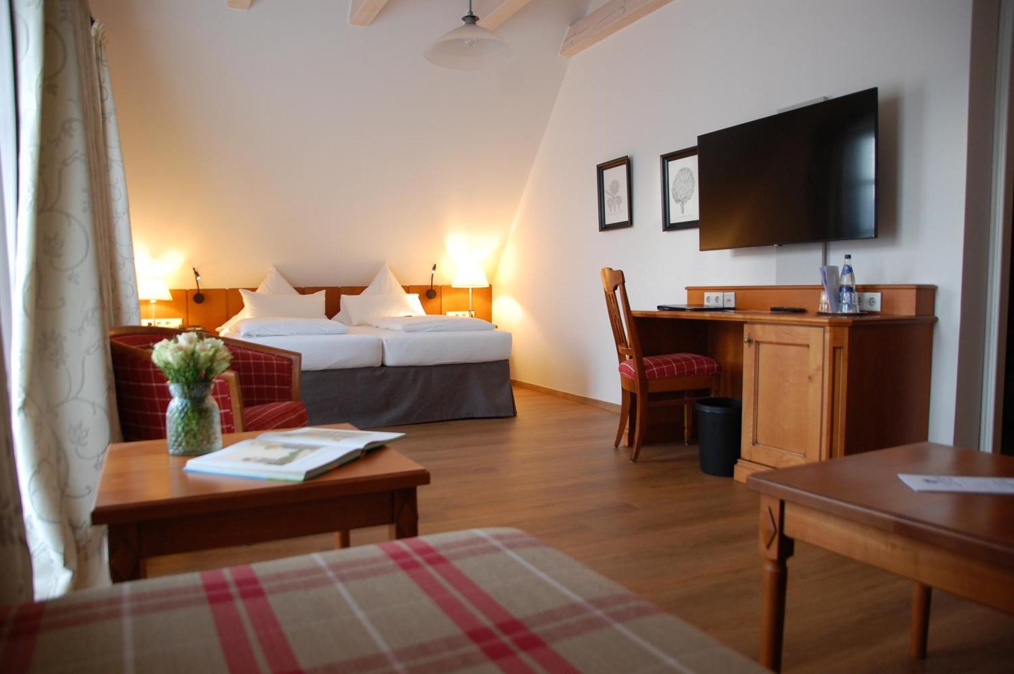 בילנגריס Metzgerei Gasthof Romantik Hotel Der Millipp מראה חיצוני תמונה